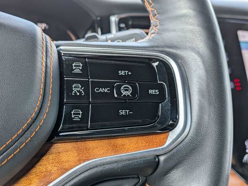 Certified 2023 Jeep Grand Wagoneer L Series III w/ HD Trailer Tow Package AWD/4WD image 25