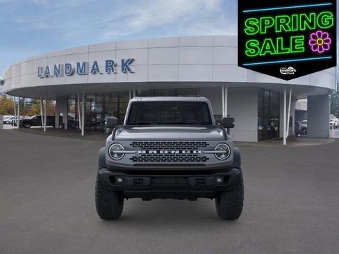 New 2025 Ford Bronco Badlands image 7