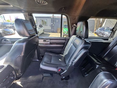 Used 2017 Ford Expedition Platinum AWD/4WD image 13