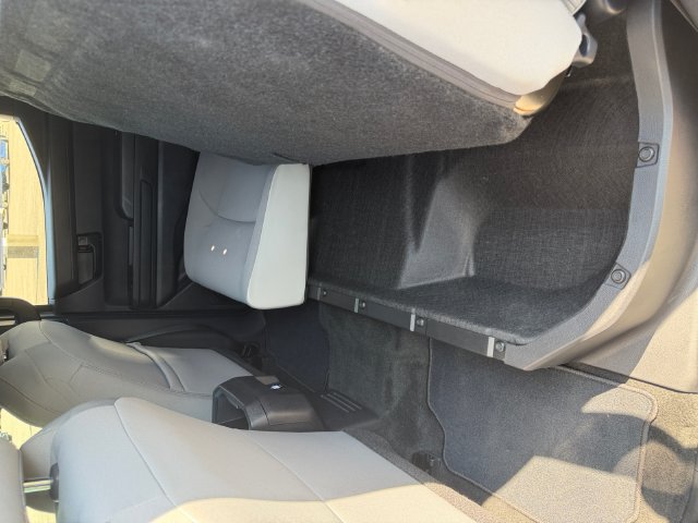 Certified 2025 Toyota Tacoma SR5 AWD/4WD image 31