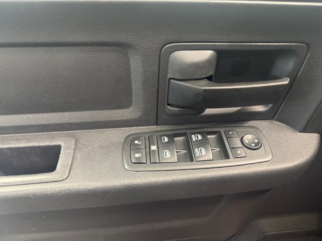Used 2012 RAM 1500 Express RWD image 25