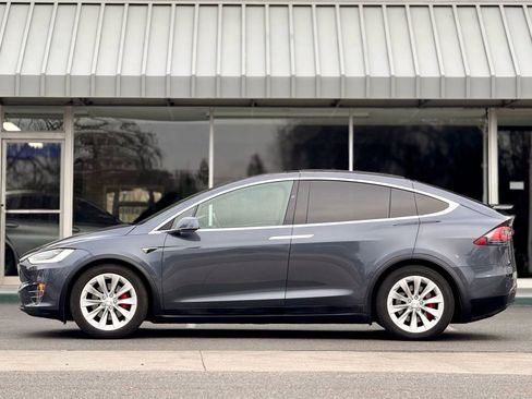 Used 2019 Tesla Model X Performance image 6