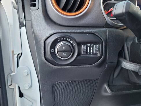 Used 2020 Jeep Gladiator Mojave AWD/4WD image 24