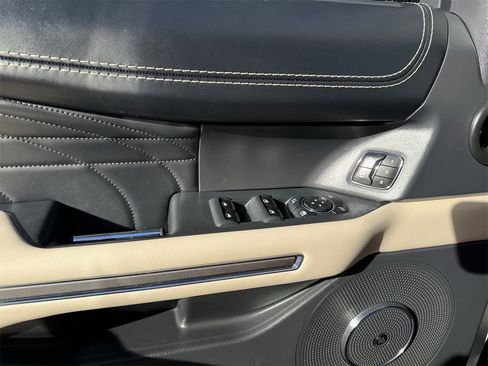 Certified 2023 Ford Expedition Max Platinum image 23