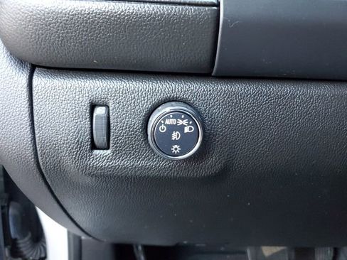 Used 2019 GMC Canyon SLE w/ SLE Convenience Package image 30