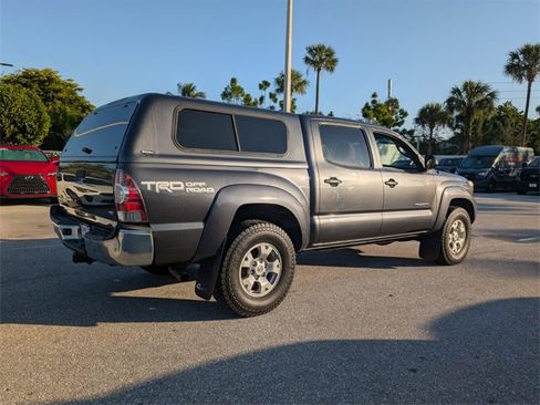 Used 2015 Toyota Tacoma TRD Pro image 12