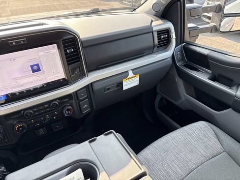 New 2026 Ford F250 XLT w/ XLT Premium Package AWD/4WD image 15