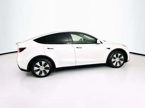 Used 2023 Tesla Model Y Long Range AWD/4WD image 10