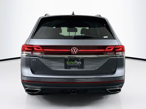 Used 2025 Volkswagen Atlas SE FWD image 7