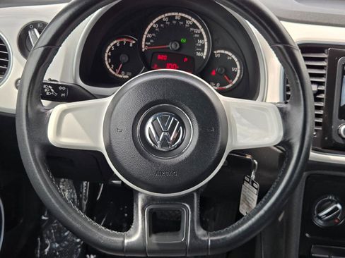 Used 2013 Volkswagen Beetle 2.5 FWD image 27