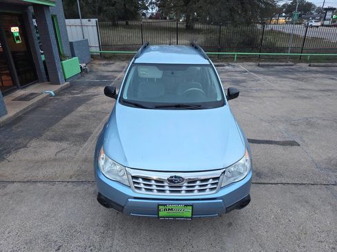 Used 2011 Subaru Forester 2.5X w/ Popular Equipment Group 1A image 4