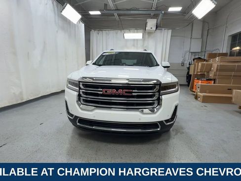 Certified 2023 GMC Acadia SLE w/ Driver Convenience Package image 3