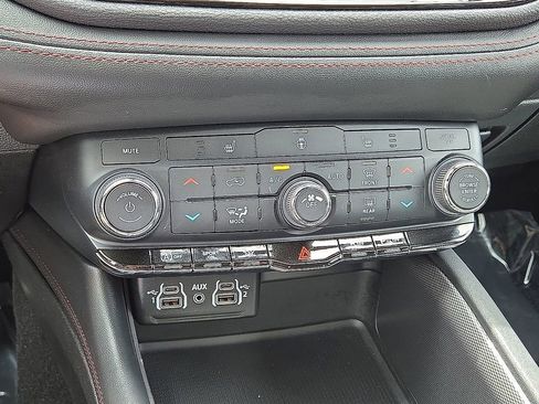 Used 2026 Dodge Durango GT AWD/4WD image 28