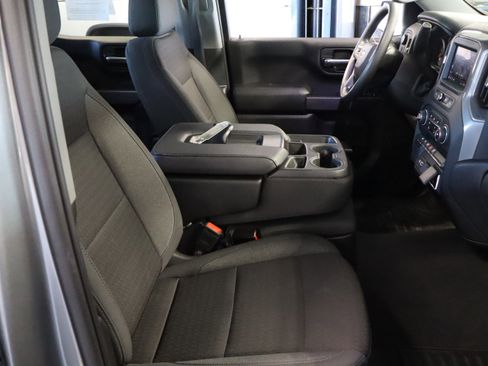 Used 2023 Chevrolet Silverado 1500 Custom AWD/4WD image 33