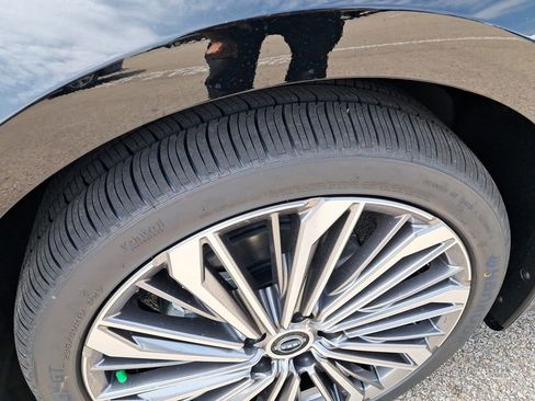 New 2025 Nissan Altima 2.5 SL image 29