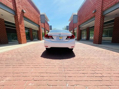 Used 2015 Honda Civic LX image 5