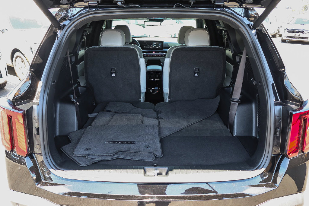 Certified 2025 Kia Sorento SX Prestige AWD/4WD image 27