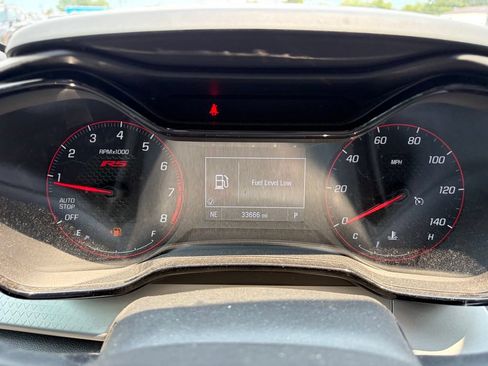 Used 2024 Chevrolet Trax RS FWD image 12