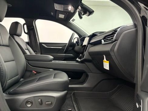 New 2026 GMC Acadia Elevation w/ Elevation Premium Package image 33