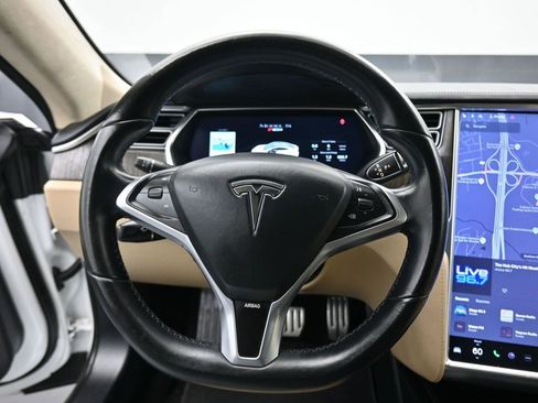 Used 2013 Tesla Model S Performance image 14