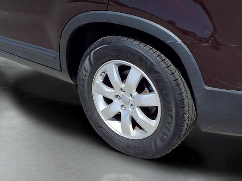 Used 2012 Kia Sorento LX w/ Convenience Pkg FWD image 21