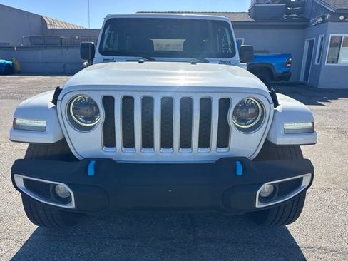 Used 2023 Jeep Wrangler Unlimited Sahara w/ Cold Weather Group AWD/4WD image 2