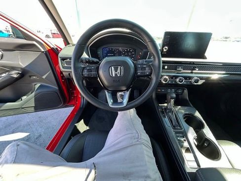 Used 2024 Honda Civic Touring image 12