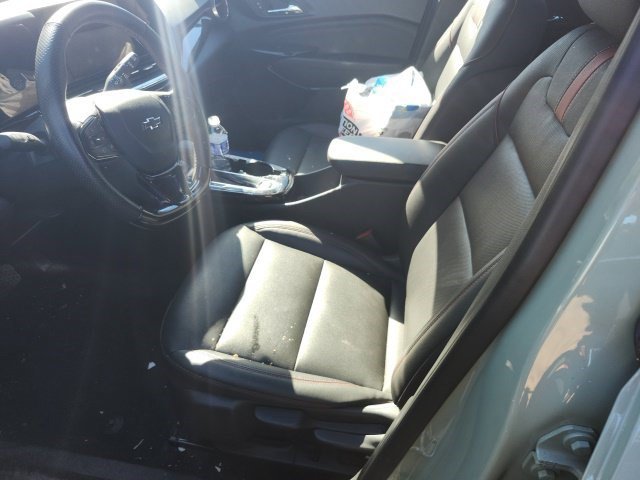 Used 2024 Chevrolet Trax RS w/ Driver Confidence Package FWD image 4