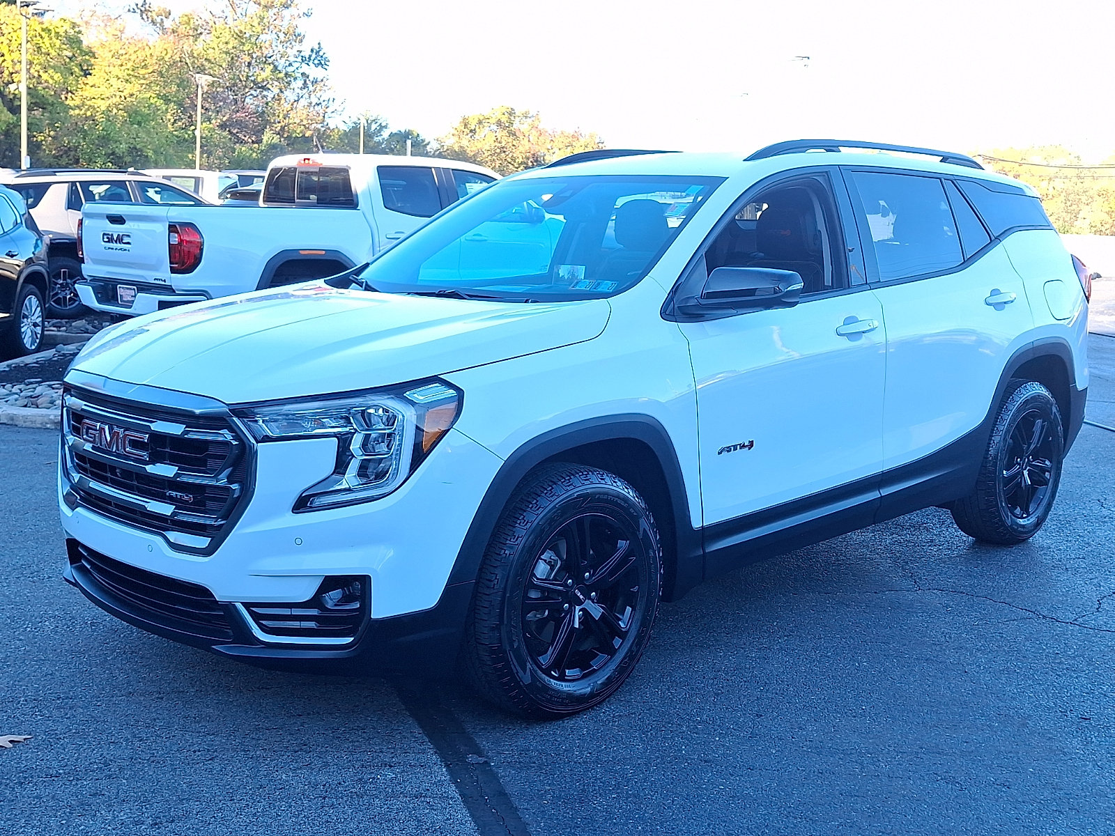Used 2024 GMC Terrain AT4 w/ Tech Package AWD/4WD image 3