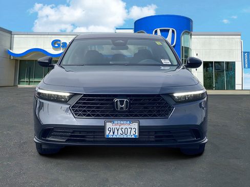 Certified 2025 Honda Accord SE image 2