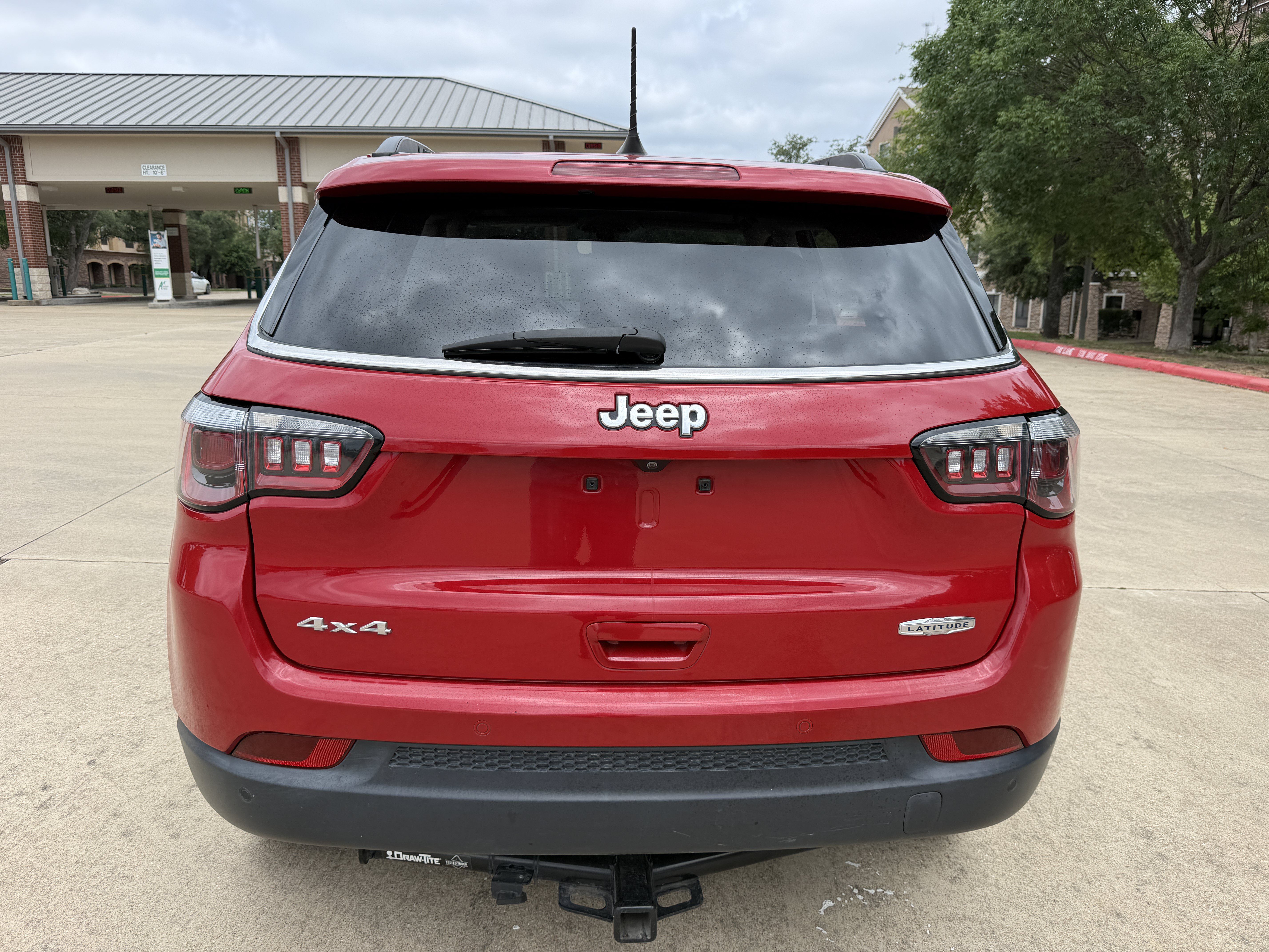Used 2019 Jeep Compass Latitude w/ Popular Equipment Group AWD/4WD image 6