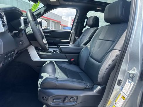 Used 2024 Toyota Sequoia Platinum AWD/4WD image 17