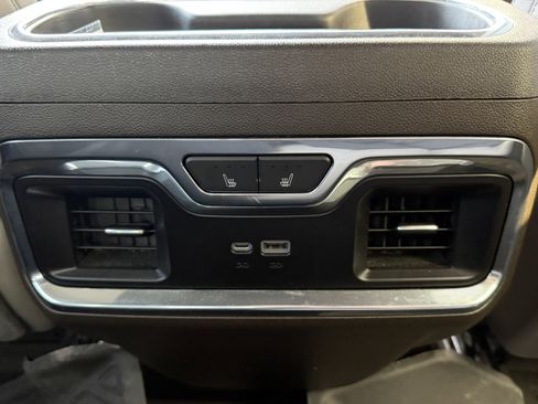 Used 2022 GMC Sierra 1500 SLT w/ SLT Premium Plus Package image 15