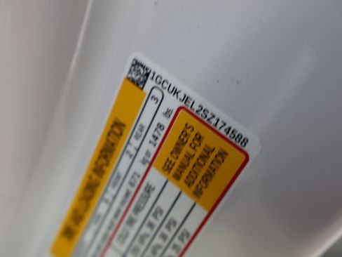 Certified 2025 Chevrolet Silverado 1500 High Country image 45