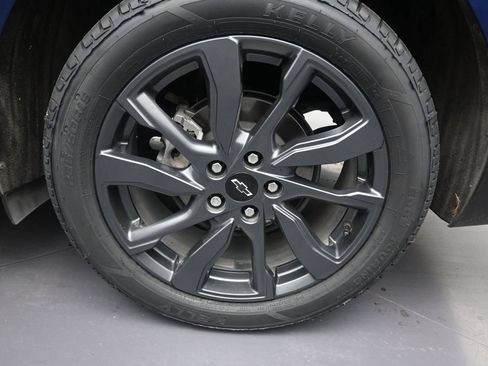 Used 2023 Chevrolet Equinox RS FWD image 10