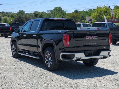 Used 2023 GMC Sierra 1500 SLT w/ SLT Premium Package AWD/4WD image 8