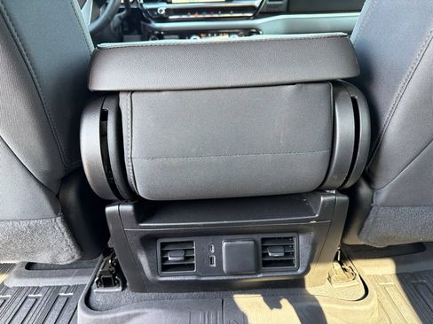 Used 2023 GMC Sierra 1500 Elevation AWD/4WD image 19