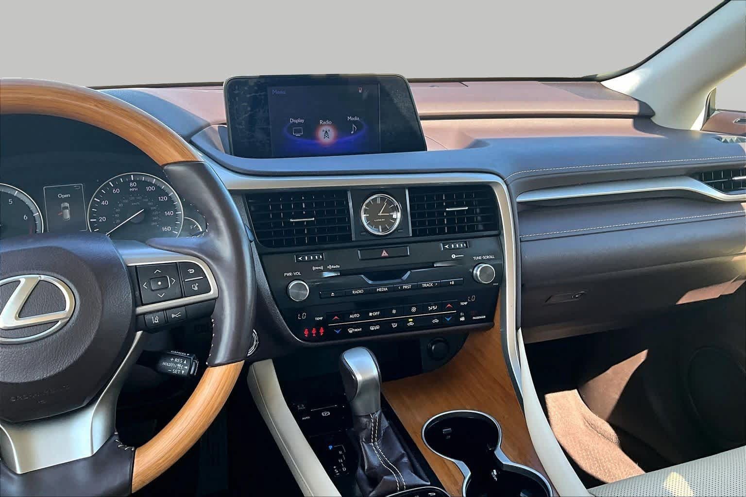 Used 2017 Lexus RX 350 FWD w/ Premium Package image 6