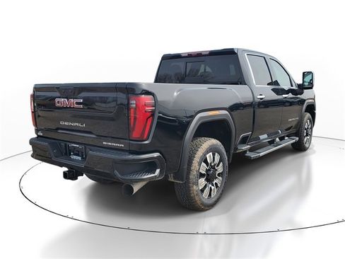 New 2025 GMC Sierra 2500 Denali w/ Denali Reserve Package image 4