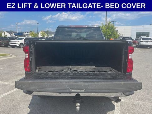 Used 2024 Chevrolet Silverado 2500 LT w/ Convenience Package AWD/4WD image 11