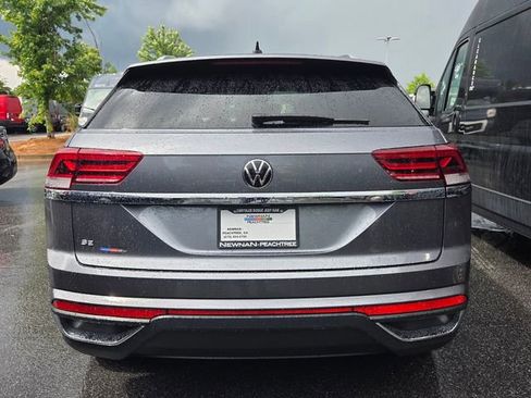 Used 2023 Volkswagen Atlas Cross Sport SE FWD image 4