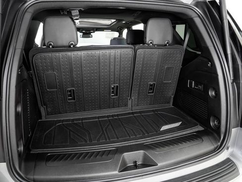 Used 2023 Chevrolet Tahoe LT w/ Luxury Package AWD/4WD image 29