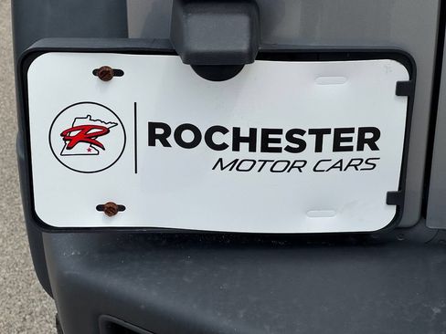 Used 2015 Jeep Wrangler Unlimited Rubicon AWD/4WD image 35
