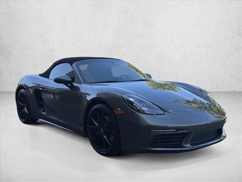 Used 2025 Porsche 718 Boxster RWD image 3