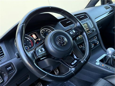 Used 2016 Volkswagen Golf 4-Door AWD/4WD image 11