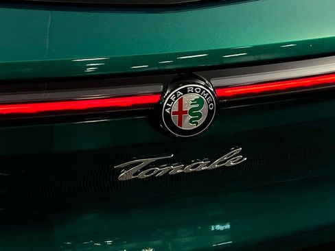 Used 2024 Alfa Romeo Tonale Veloce w/ Premium Interior Package image 13