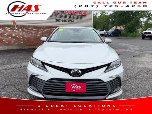Used 2022 Toyota Camry LE w/ Carpet Mat Package (TMS) FWD image 9