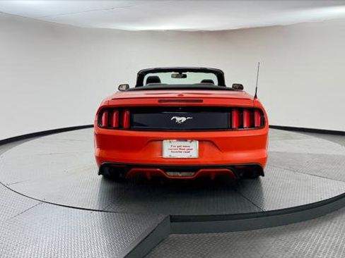 Used 2016 Ford Mustang Premium RWD image 7