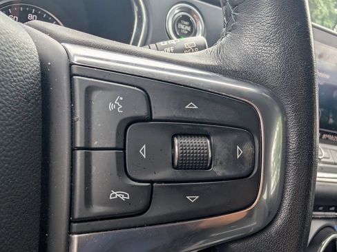 Used 2020 Chevrolet Blazer LT FWD image 11