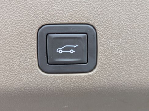 Used 2024 GMC Yukon Denali w/ LPO, Floor Liner Package image 8